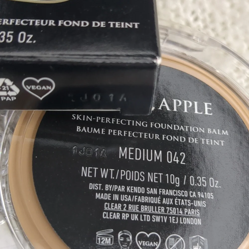 KVD (Kat Von D) Good Apple Foundation Balm in Medium (042), 10g/0.35oz